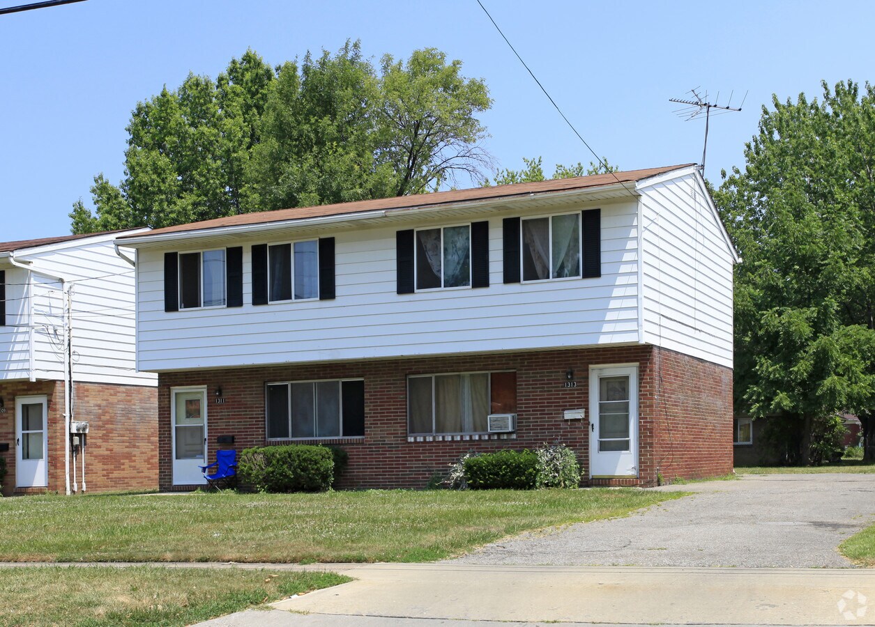 Photo - 1307-1331 Euclid Ave Apartments