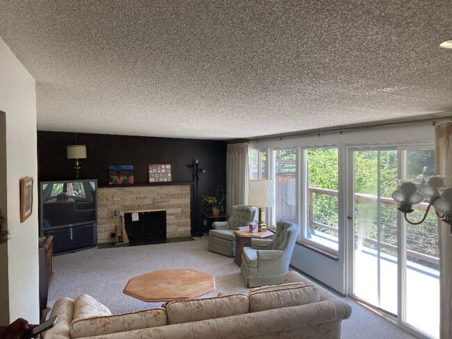 Photo - 260 E 38th Ave Unit 260 East 38th