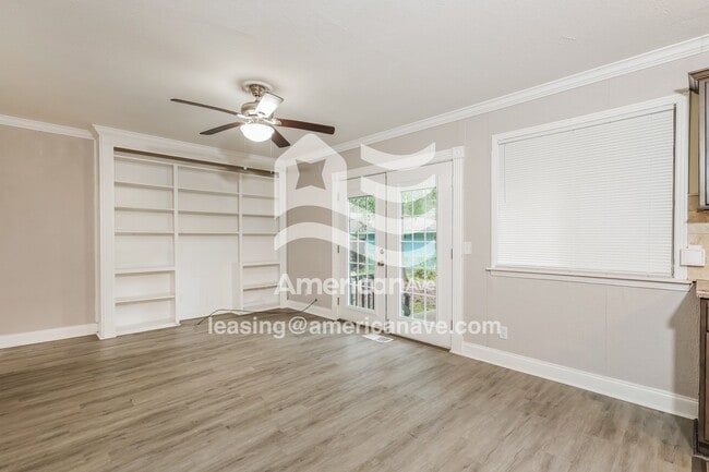 Photo - 1938 Camellia Ln