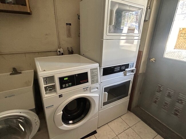 Photo - 9 Ryder St Unidad 21