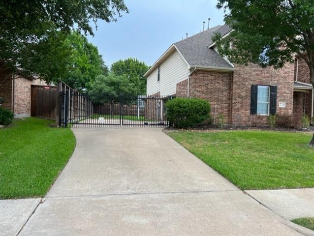 Photo - 321 Greenfield Dr
