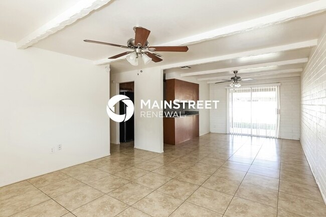 3 Bedroom Pet-Friendly Home in Phoenix, AZ with Main Street Renewal