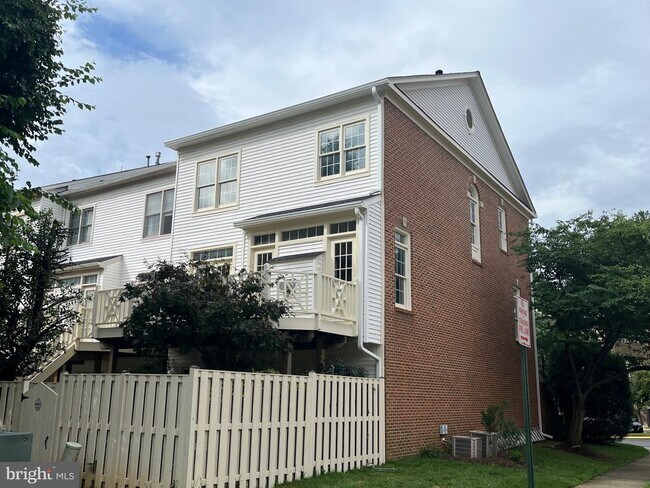 Photo - 1801 Vance Pl