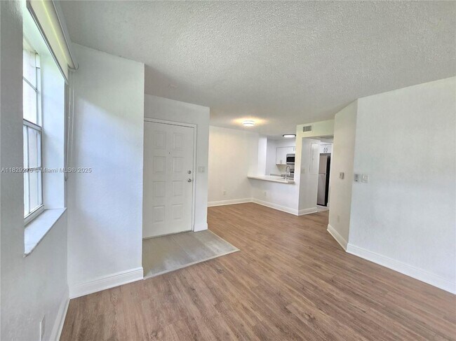 Photo - 2890 N Oakland Forest Dr Unit 102
