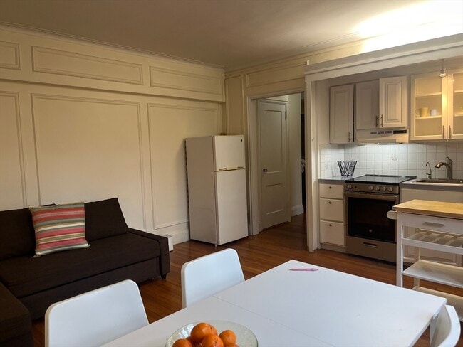 Photo - 988 Memorial Dr Unit 186