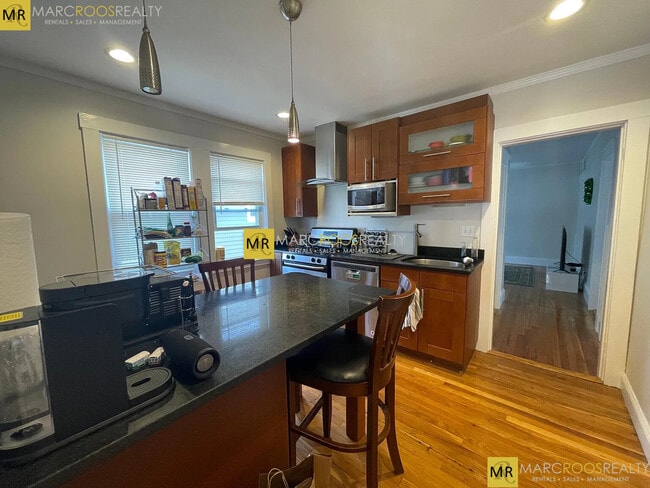 Building Photo - 28 Frederick Ave Unit # Rental