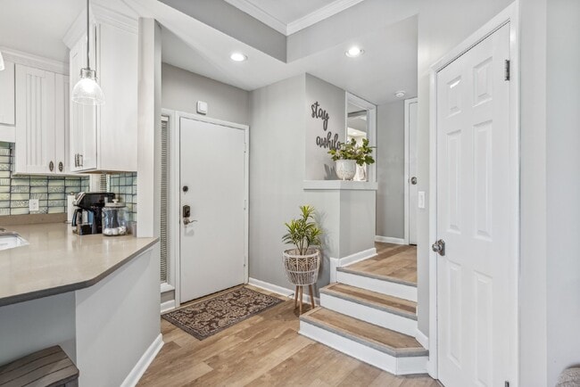 Photo - 3 Shelter Cove Ln Unit Apt. 7438