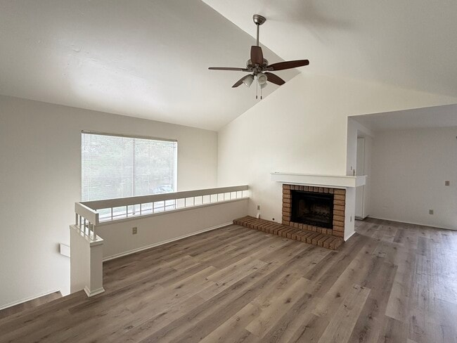 Photo - 3435 Reynard Way