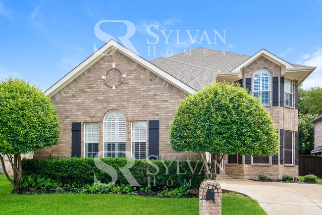 Building Photo - The Lifestyle You Deserve. Rental
