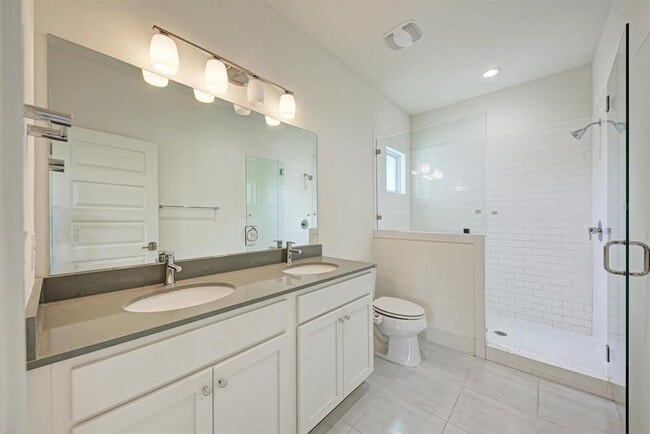 Photo - 1000 Taulbee Ln Unit B