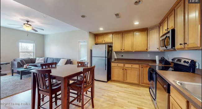Photo - 2411 Brownsboro Rd