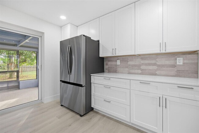 Photo - 3548 SW 16th Ct