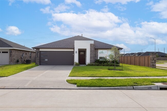 Building Photo - 3702 Sparkman Ln