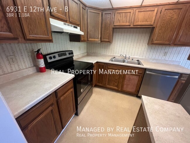 6931 E 12th Ave Unit B