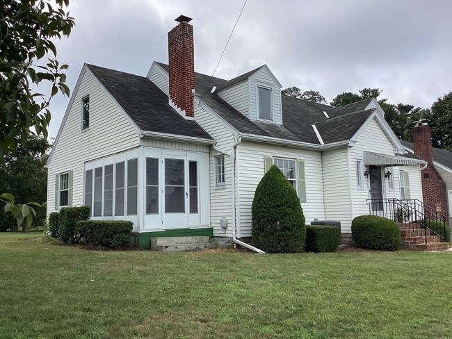 Photo - 225 N Grant St