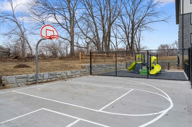 Photo - Coral North Apartments