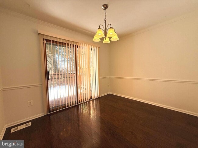 Photo - 5726 Edgewater Oak Ct