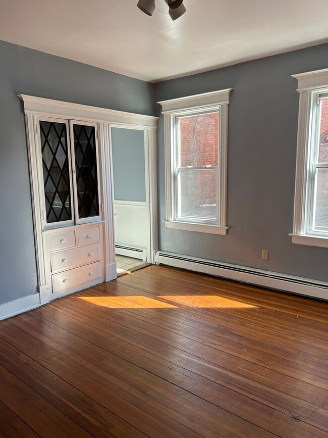 Photo - 558-558 Broad St Unit 2nd Floor