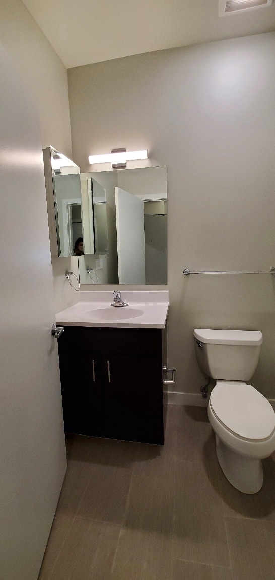 Photo - 2504 W 63rd St