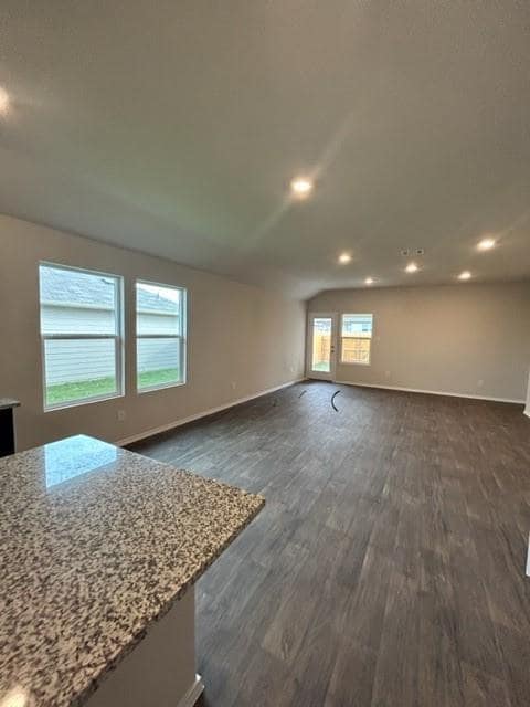 Photo - 224 Rough Holw Cv