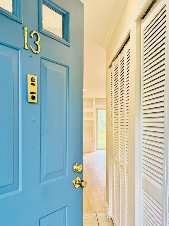 Photo - 13 Cypress Ct Unit 13 Cypress Ct