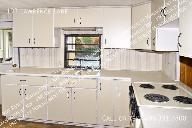 Photo - 193 Lawrence Ln