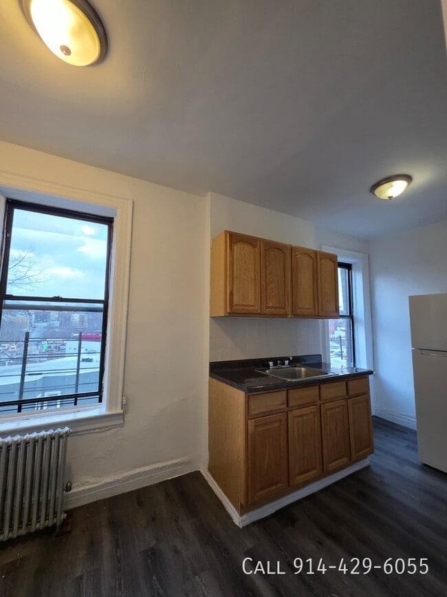 Photo - 15 Locust Hill Ave Unidad 4B