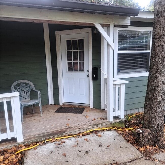 Building Photo - 397 Lacy Dr