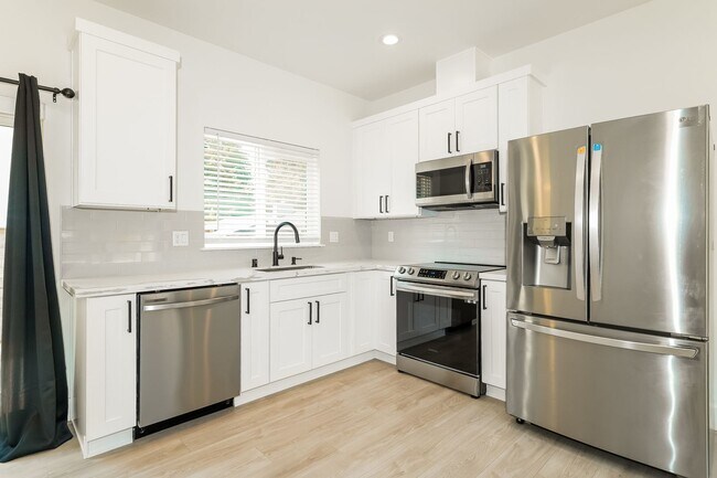 Photo - Bright and Beautiful Burien Home with Modern Comforts