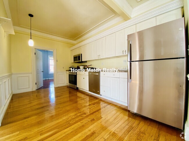 Building Photo - 4 Foster St Unit 1 Rental