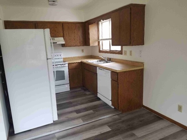 Photo - 2568 Ruth St