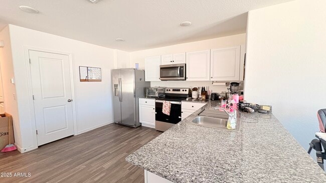 Building Photo - 24570 W Cocopah St Rental