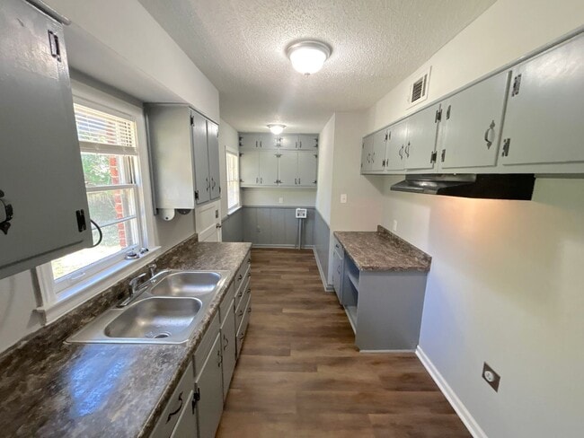 Photo - 3430 Shiloh Dr
