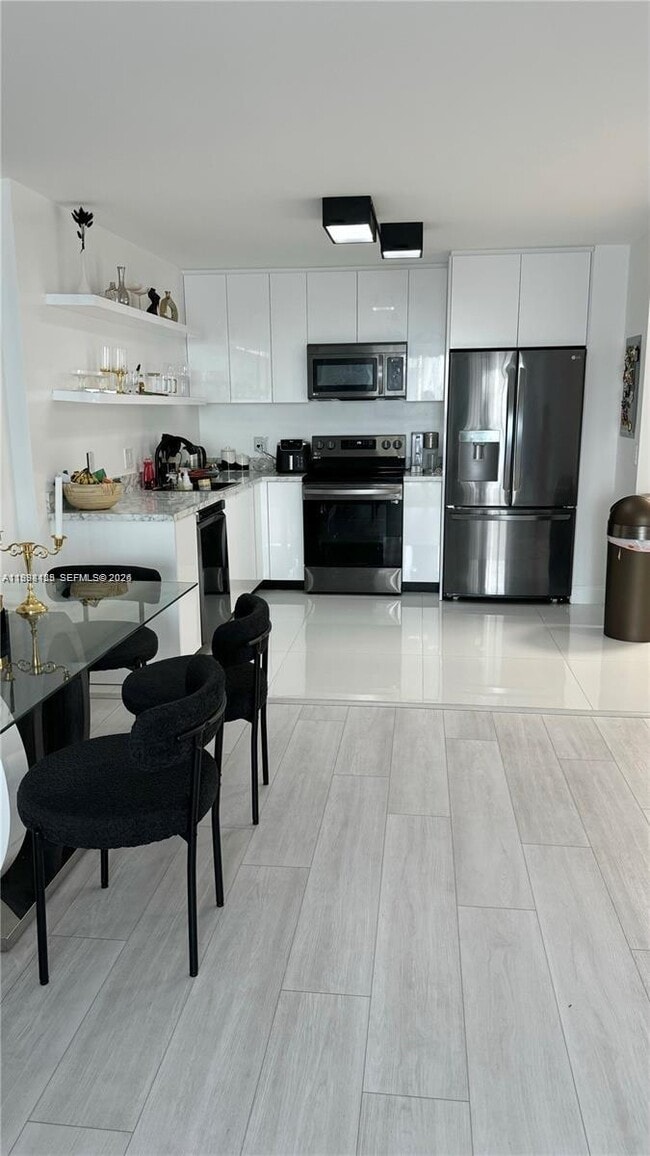 Photo - 2801 NE 183rd St Unit 1005W