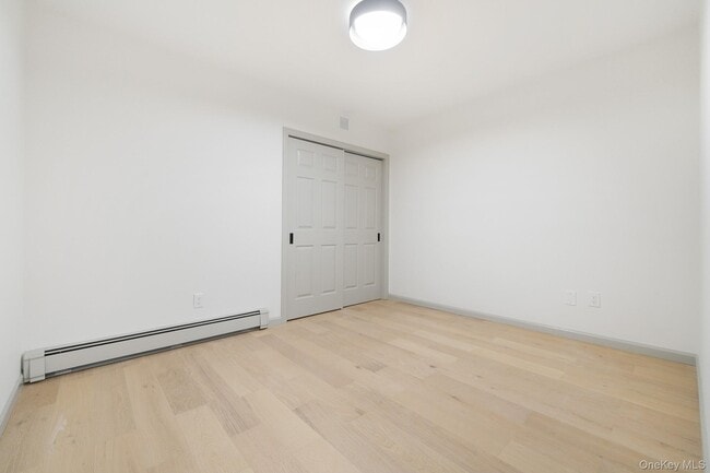 Photo - 7 N Dearman St