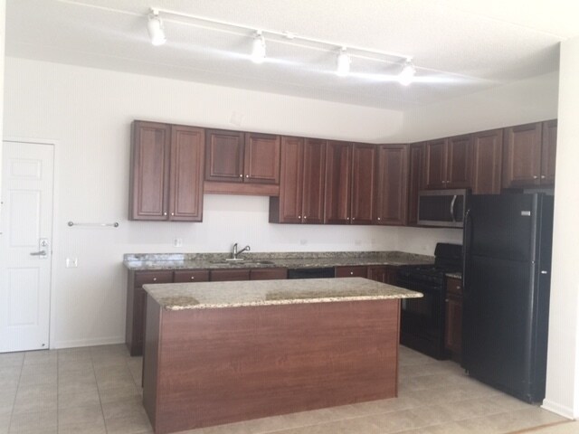 Photo - 755 N Diamond Lake Rd Unit 304