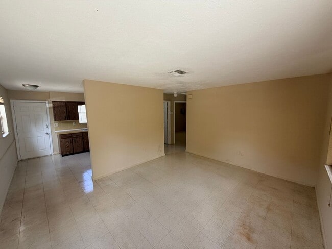 Photo - 5743 Elm St Unidad ELM ST. # 5743