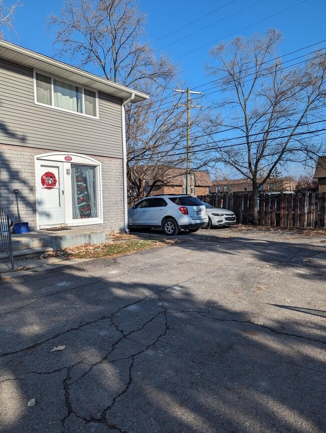 Photo - 38438 Meadowdale St