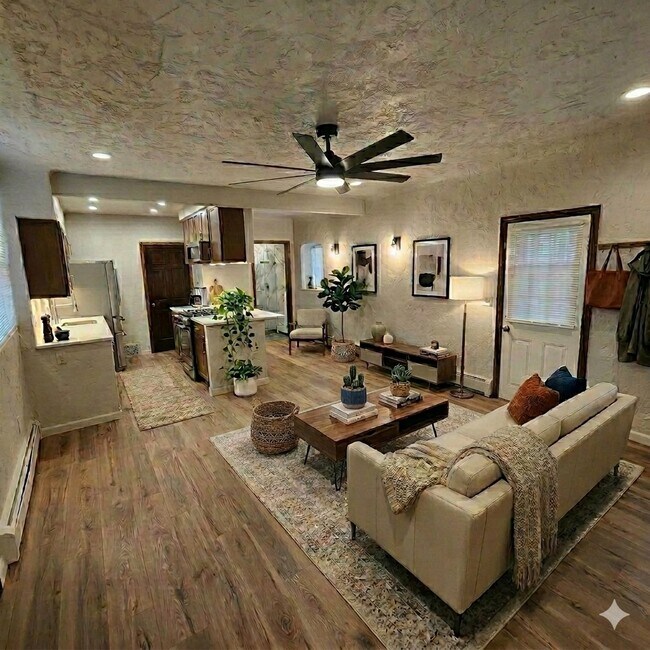 Photo - 1116 Emerson St Unit 13