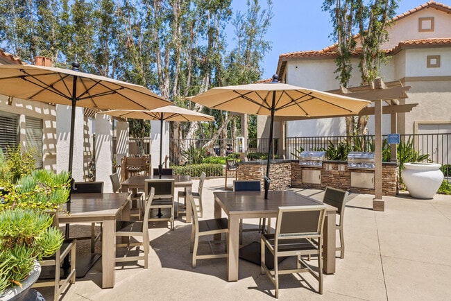 Mission Grove Park apartments — community photo