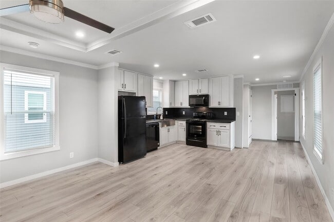 Photo - 119 Mooney Rd