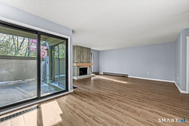 Photo - 6 Heritage Dr Unit 6