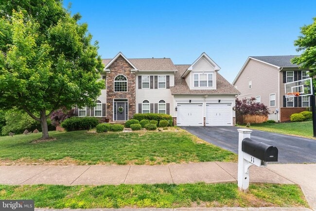 Building Photo - 11 Mt Ararat Ln