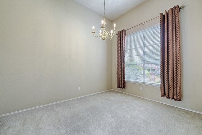 Photo - 9701 Thorncliff Dr