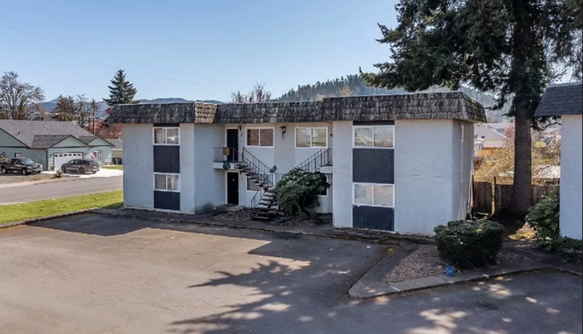 Building Photo - 101 10th Unit #14 Rental