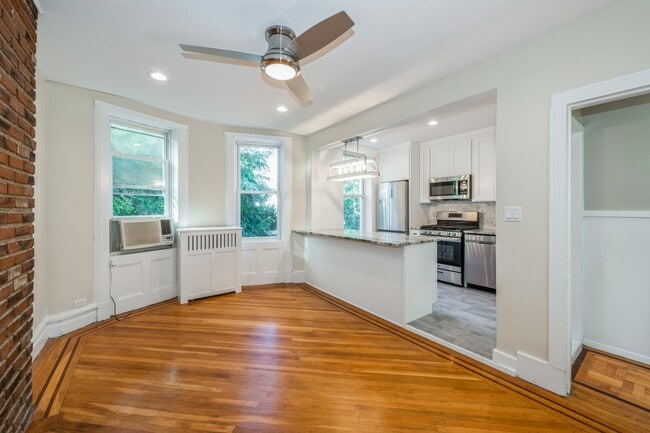 Building Photo - 274 76th St Unit B