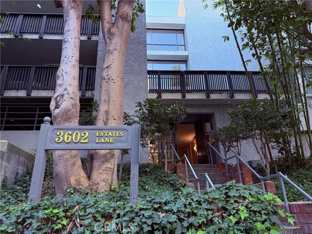 Building Photo - 3602 W Estates Ln Unit 319