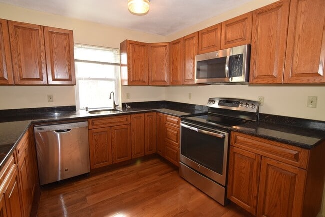 Photo - 877-879 Washington St Unit D