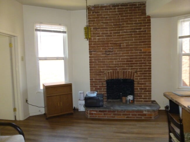 Photo - 340 Amber St Unit 3