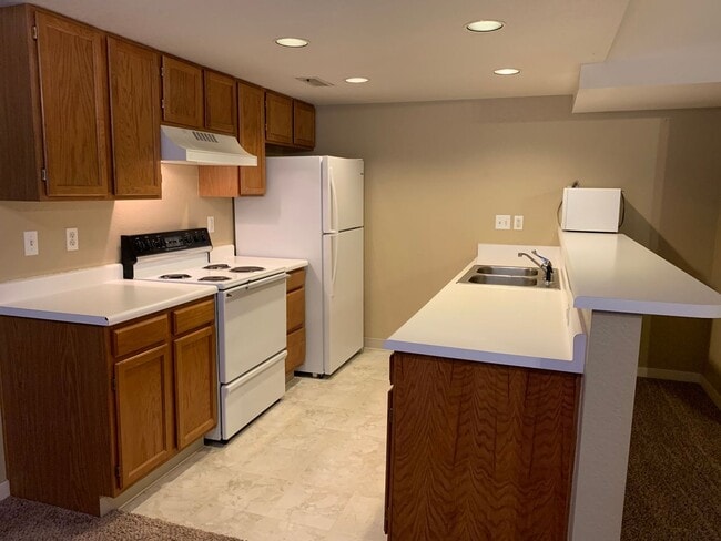 Photo - 1225 W Prospect Rd Unit R43